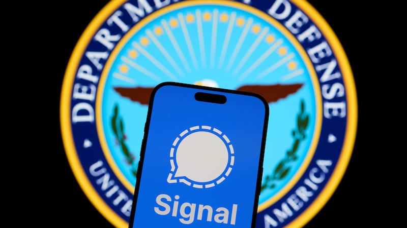 White House Declares ‘Case Closed’ on Signalgate—Congress Disagrees
