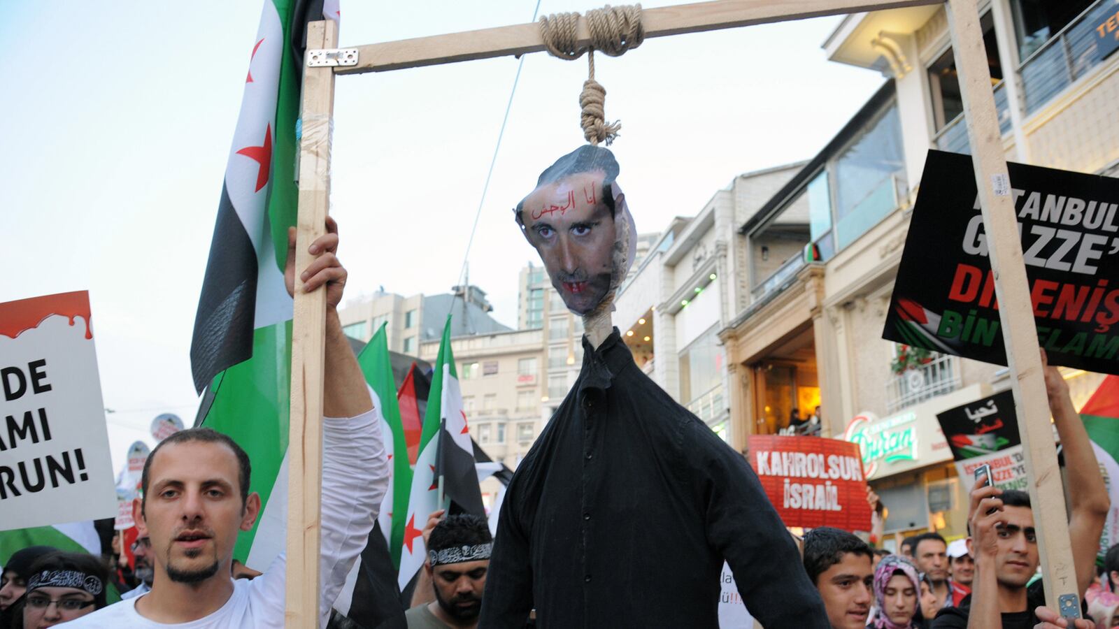 cheats/2012/06/01/more-mass-killings-hit-syria/syria-killings-protest-cheat_eqlhos
