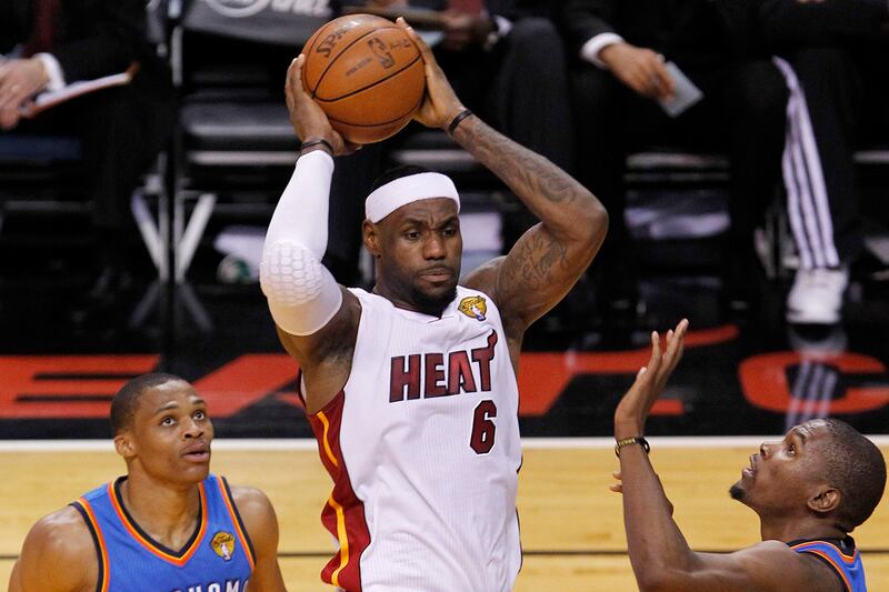 articles/2012/06/18/youth-dooms-okc-thunder-to-game-3-loss-vs-miami-heat-in-nba-finals/nba-miami-singal_l8tyhx