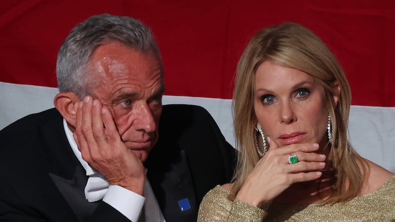 Cheryl Hines said RFK Jr. had to eat junk food on a flight with Donald Trump.