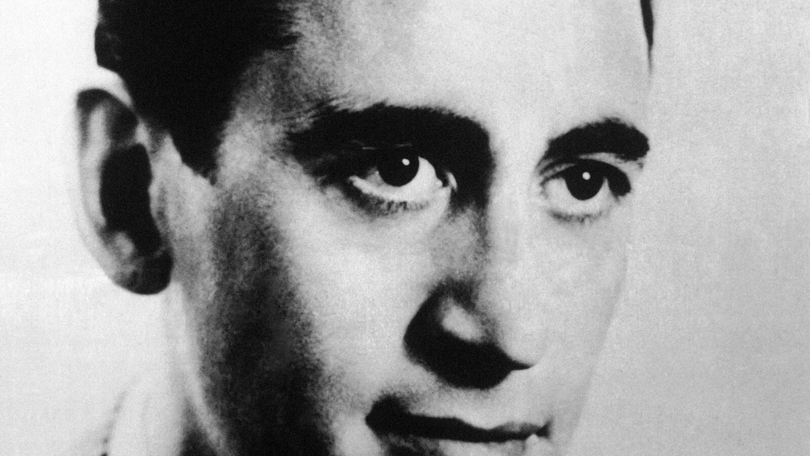 articles/2013/11/30/what-the-leaked-j-d-salinger-stories-reveal-about-the-author/131129-romano-salinger-tease_qyp4mj