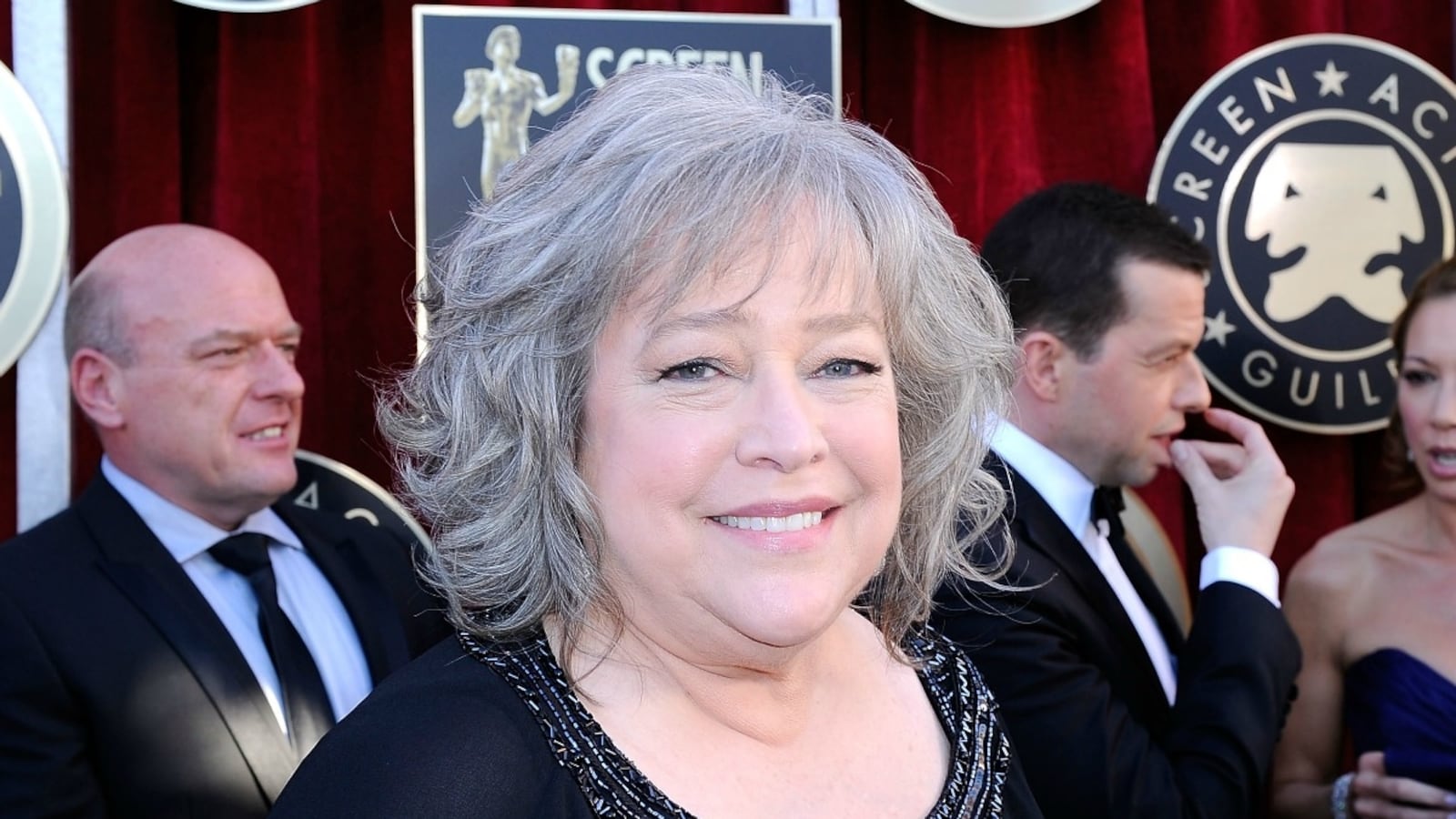 cheats/2012/09/13/kathy-bates-has-double-mastectomy/kathy-bates-mastectomy-cheat_szmz8x