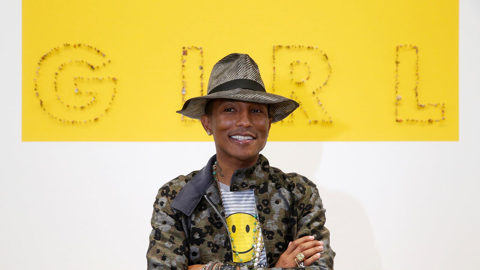 articles/2014/05/29/pharrell-s-girls-exhibit-stars-pharrell/140528-pharrell-foreman-tease_fad5q8