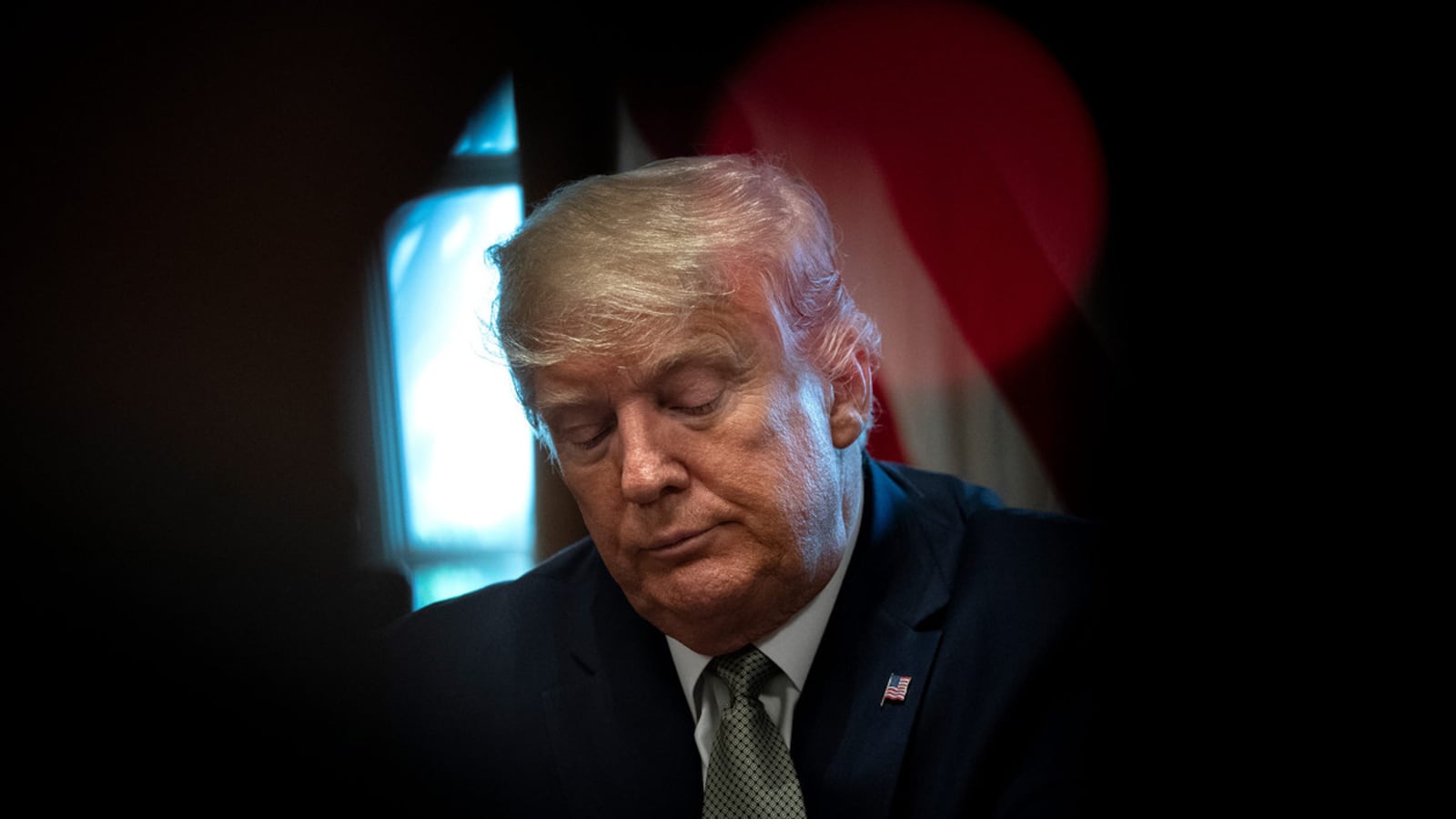 200322-ungar-sargon-trump-china-virus-hero_omwqes