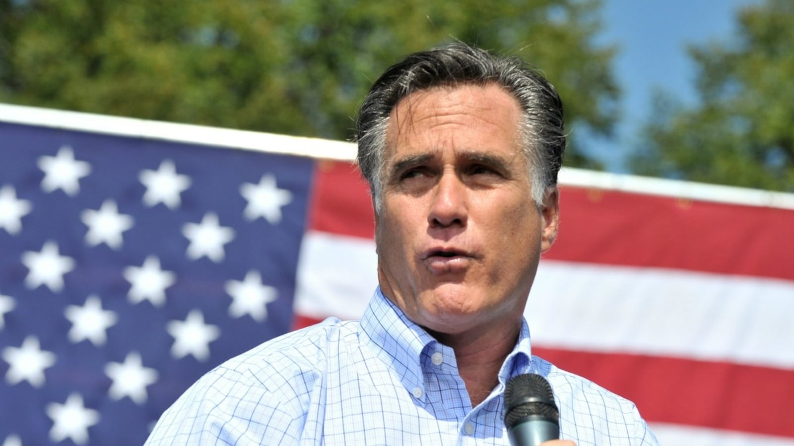 cheats/2012/09/14/romney-overshares-on-live/mitt-romney-bed-cheat_mvcmpi