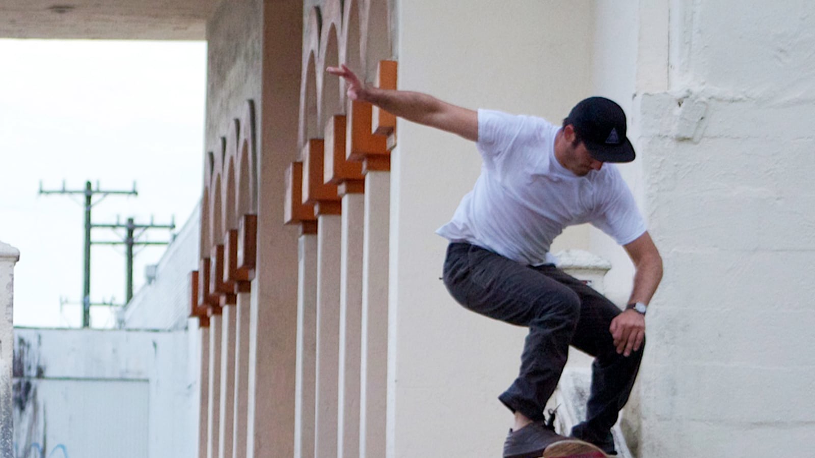 articles/2013/08/21/the-fall-and-rise-of-skateboarder-danny-renaud/130820-danny-renaud-daly-tease-embed_un84ll