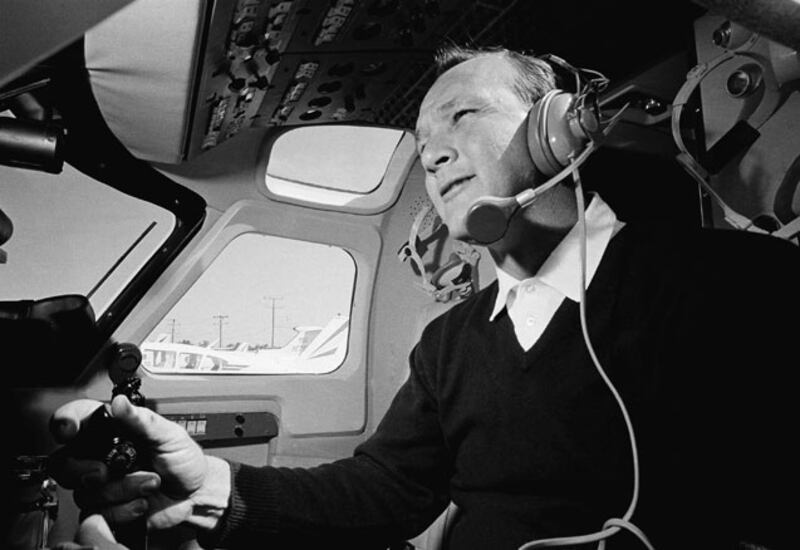 galleries/2009/09/25/flying-with-the-stars/flying-with-the-stars---arnold-palmer_yh31ap