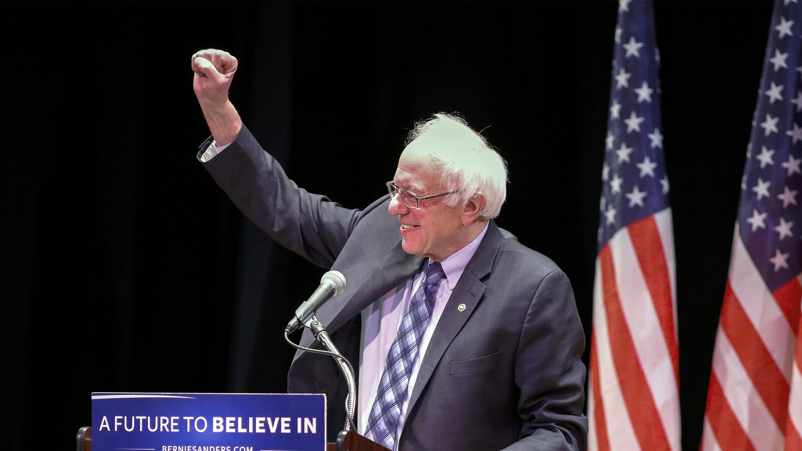 articles/2016/01/06/bernie-sanders-s-dnc-lawsuit-no-one-s-heard-of/160105-resnick-bernie-dnc-tease_azyb2m