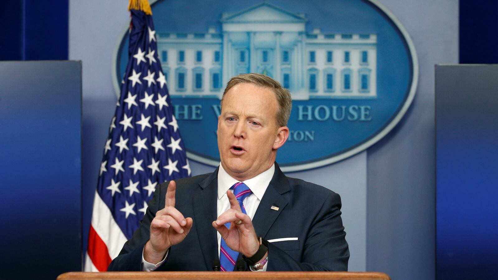 cheats/2017/02/21/sean-spicer-briefing-anti-semitism-anne-frank-center/170221-sean-spicer-wh-presser-cheat_fzx5pa