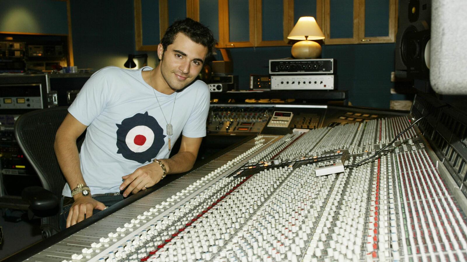 Darius_Campbell_Danesh_gwp0ax