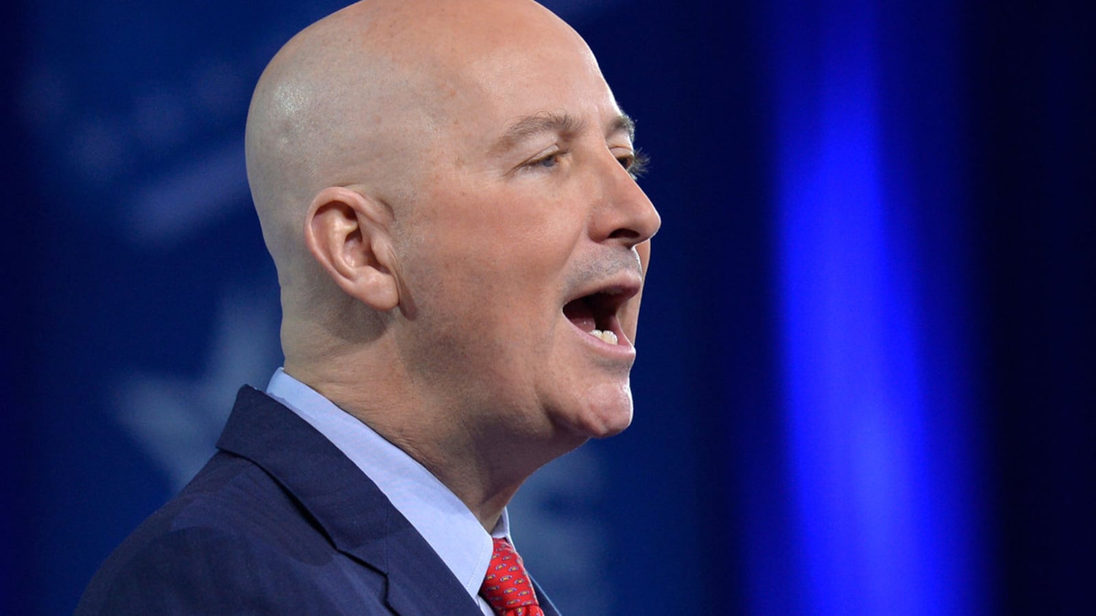 211203-pete-ricketts-hero_yze37w