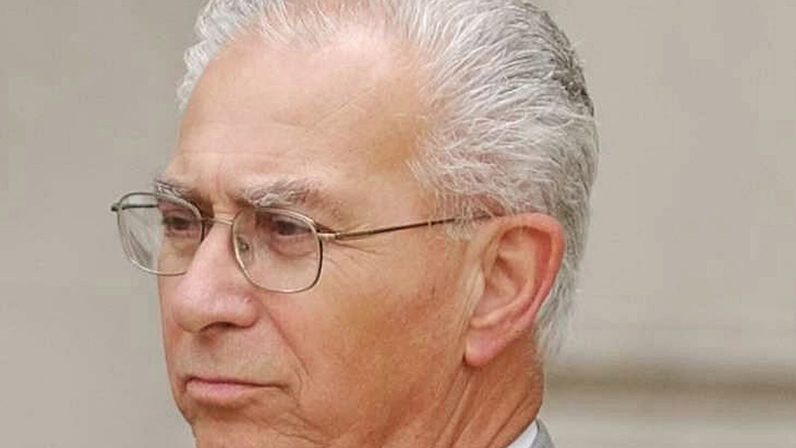 cheats/2012/01/10/nj-lawmaker-dies-in-statehouse/alex-decroce-new-jersey-assemblyman-dies-cheat_wu48re