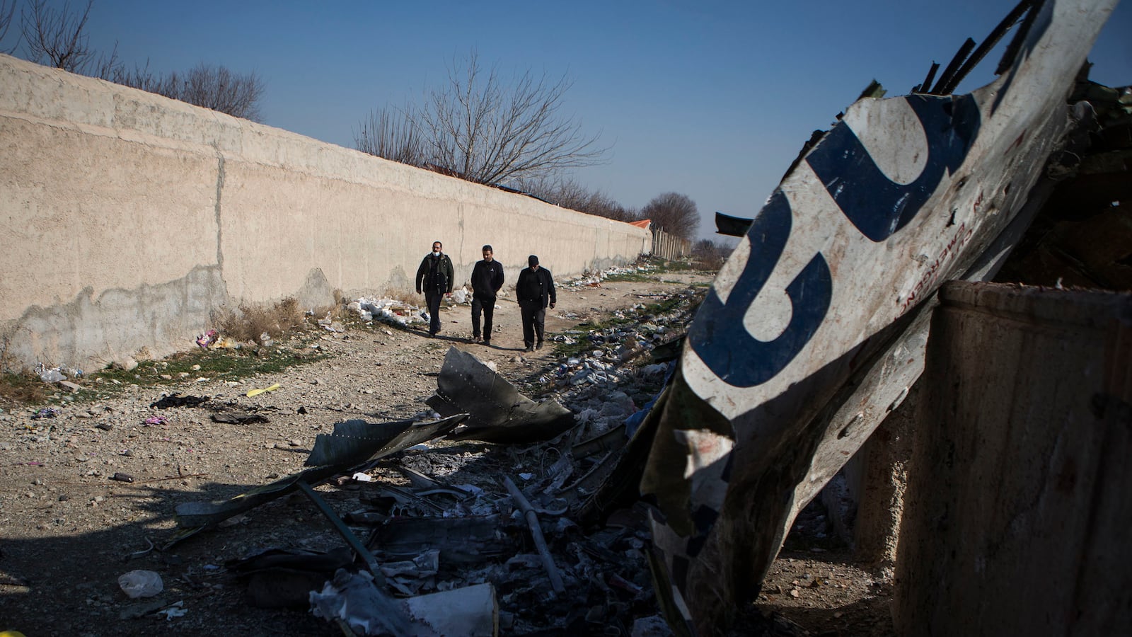 200109-rawnsley-plane-crash-tease_tj6d1b