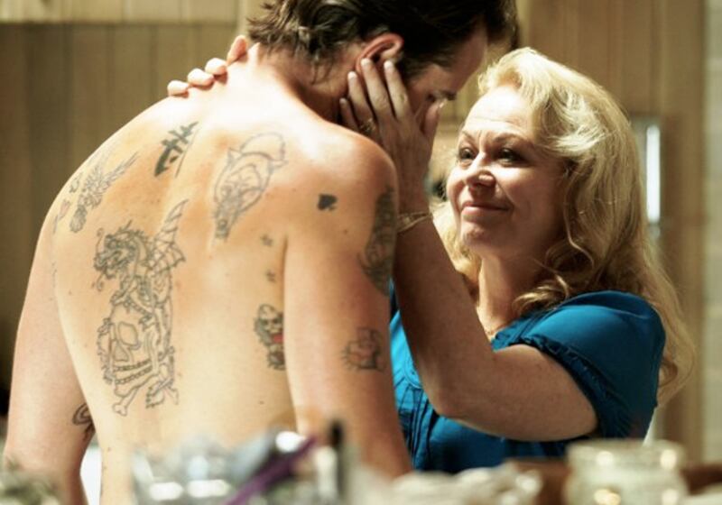 galleries/2010/12/28/10-bad-movie-mothers/bad-mothers---animal-kingdom_zvokup