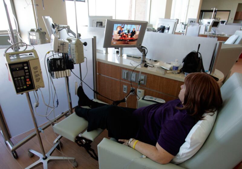 galleries/2010/12/05/ten-brutal-budget-cuts/budget---chemo_cachhx