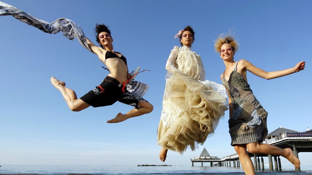 cheats/2013/09/19/swedish-court-it-s-ok-to-masturbate-in-public/130919-swedes-masturbating-public-cheat_gbughz