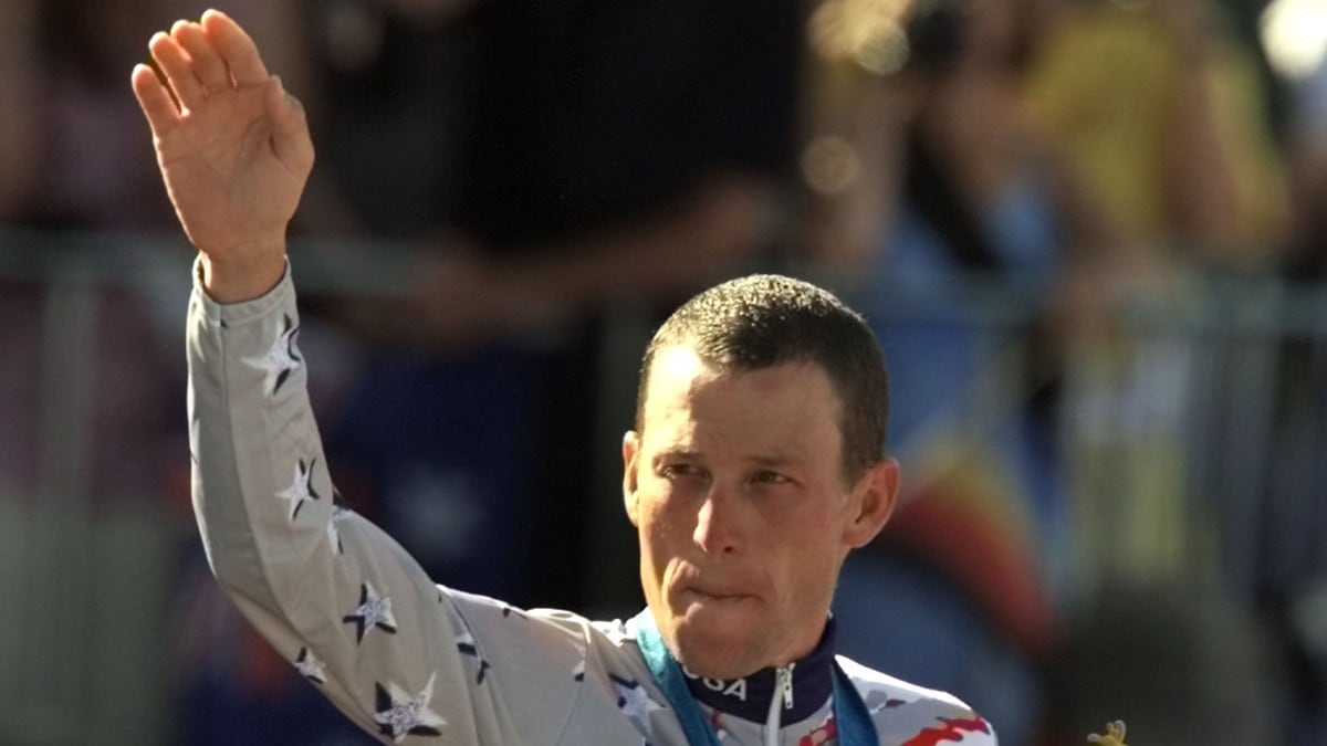 cheats/2012/11/01/olympics-to-investigate-lance-s-bronze/lance-bronze-sydney-cheat_sczafm