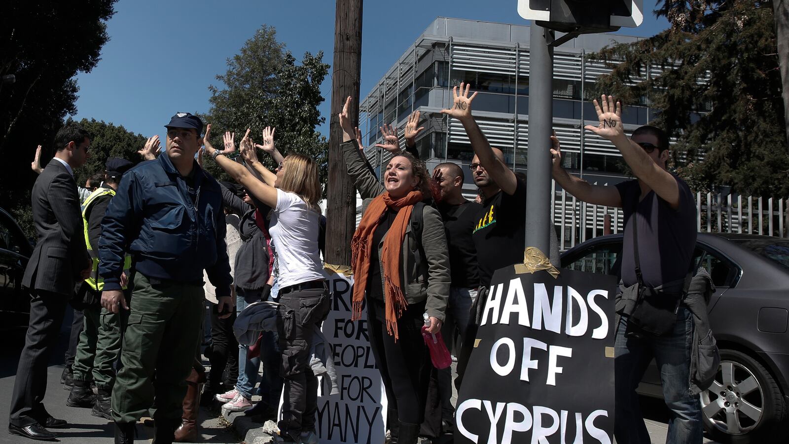 cheats/2013/03/18/markets-open-down-on-cyprus-bailout/130318-cyprus-cheat_m2ej69