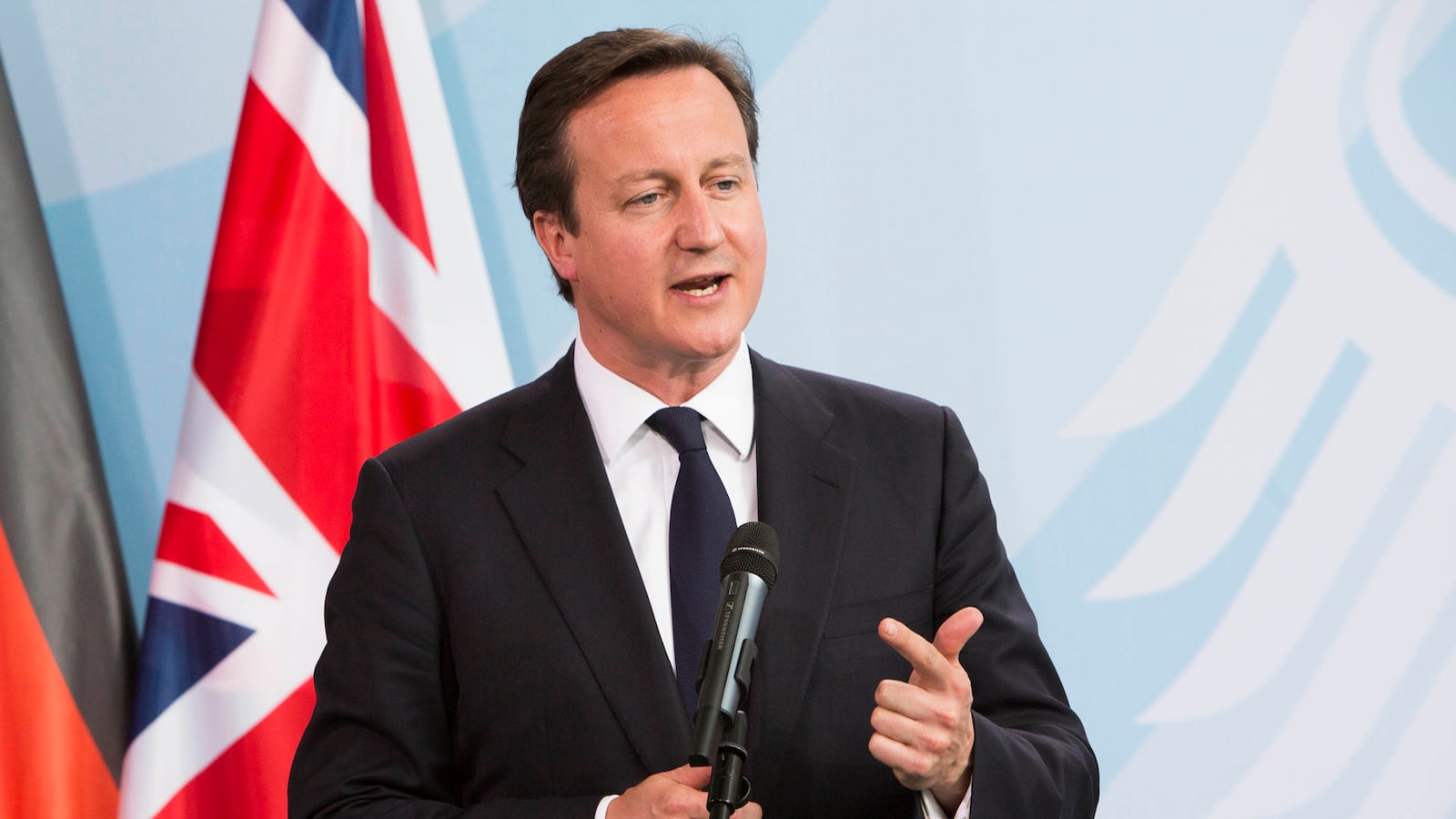 cheats/2012/06/08/cameron-to-testify-in-hacking-inquiry/david-cameron-hacking-cheat_ibjg8t