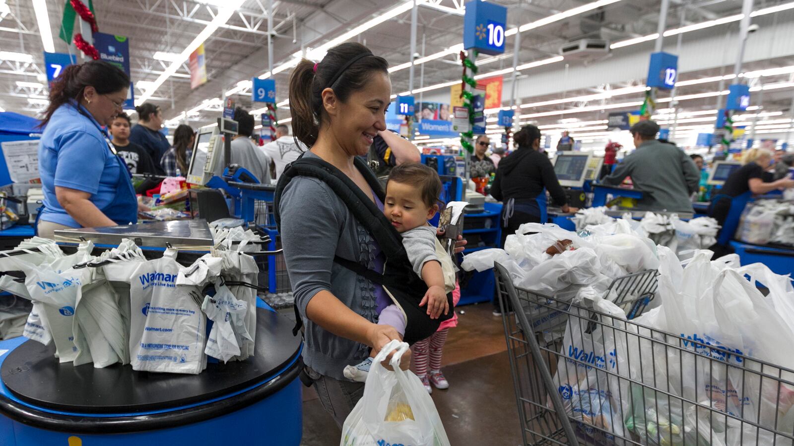 cheats/2013/11/18/walmart-donates-to-its-own-workers/131118-walmart-gross-tease_fxvouc