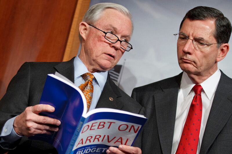 articles/2012/02/13/obama-s-budget-gets-mixed-reviews-from-non-starter-to-his-boldest/budget-reaction-dzieza-teaser_soxiud