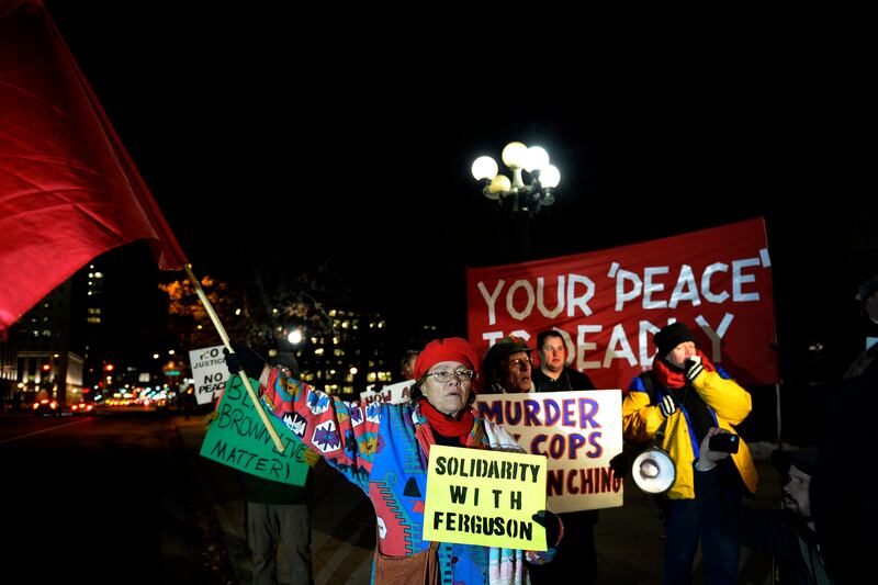 galleries/2014/11/24/fury-at-the-ferguson-decision-photos/141124-ferg-15_txeuma