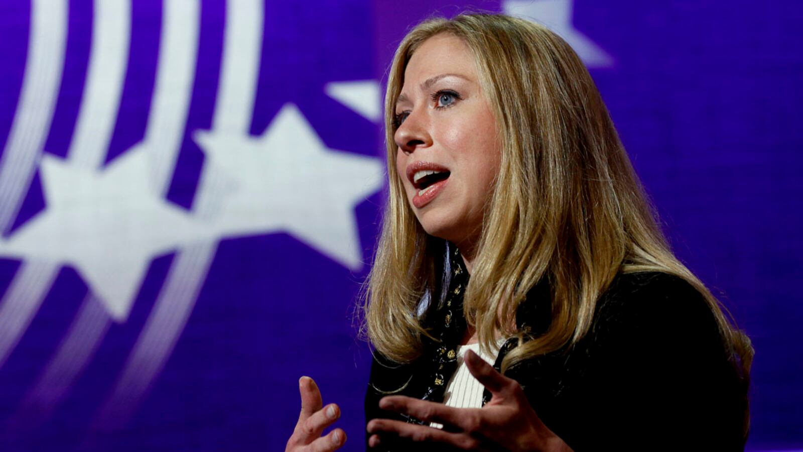 articles/2012/04/23/chelsea-and-bill-clinton-on-change-makers-the-youth-vote-and-more/chelsea-clinton-clift_wu6b2d