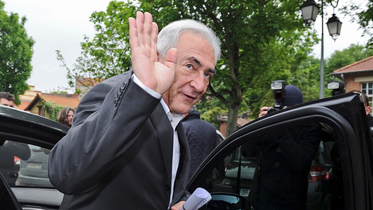 articles/2012/10/10/dominique-strauss-kahn-talks-comeback-with-parisian-magazine-le-point/dsk-first-interview-mcnicoll-tease_wqeizx