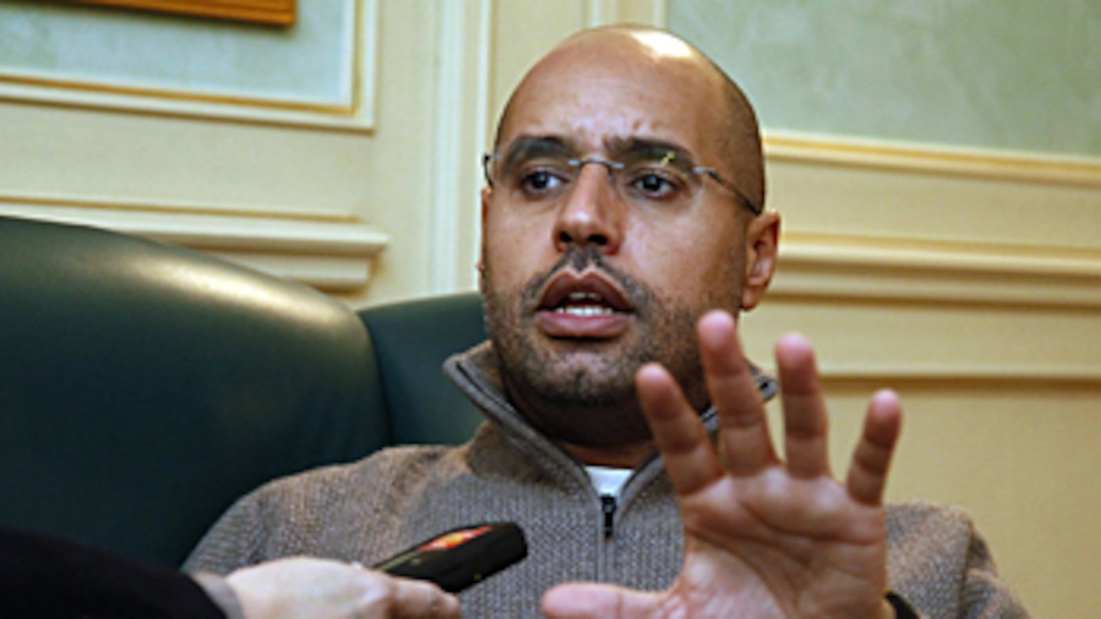 cheats/2011/02/27/gaddafirsquos-son-denies-violence/saif-gaddafi_b07fsd