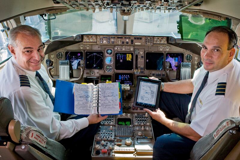 articles/2013/06/28/airline-pilots-ditch-charts-and-paperwork-for-ipads-to-save-money-and-fuel/130627-green-paperless-ipad-tease_egvz3c