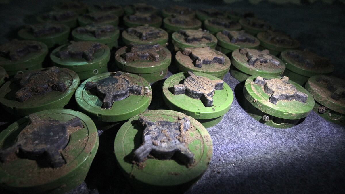 cheats/2012/03/13/syria-laying-border-landmines-report/syria-landmines-border-cheat_fxlilp