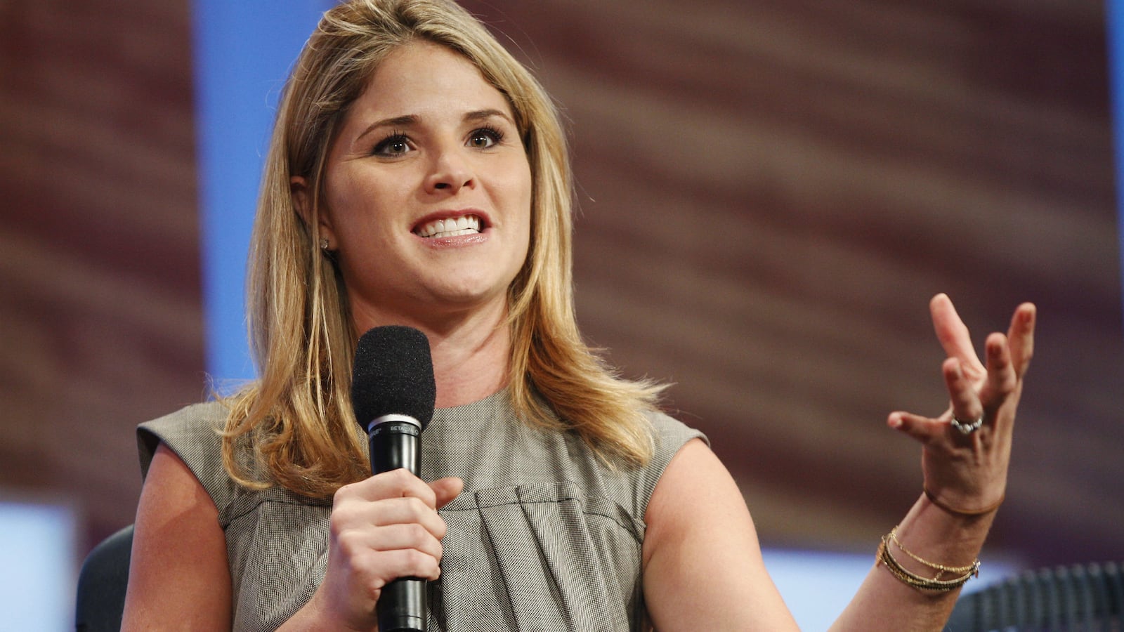 cheats/2015/08/14/jenna-bush-names-daughter-for-granddad/150814-jenna-bush-poppy-cheat_bgzwx0