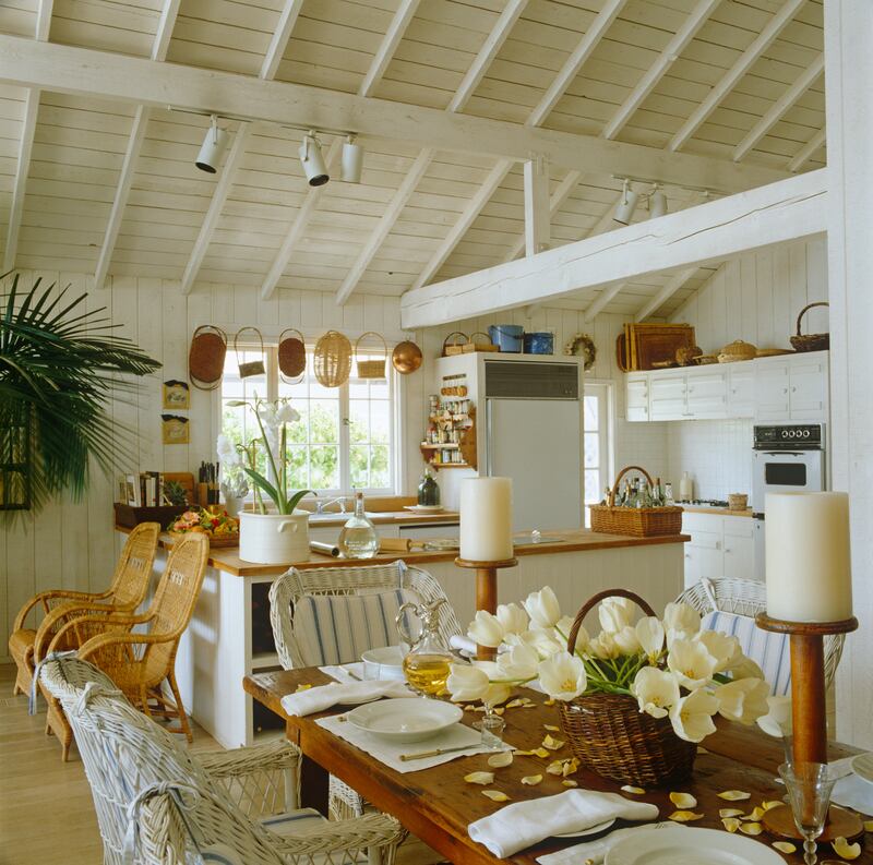 galleries/2013/04/05/omg-i-want-this-house-malibu-photos/130403-omg-malibu13_gxgddz