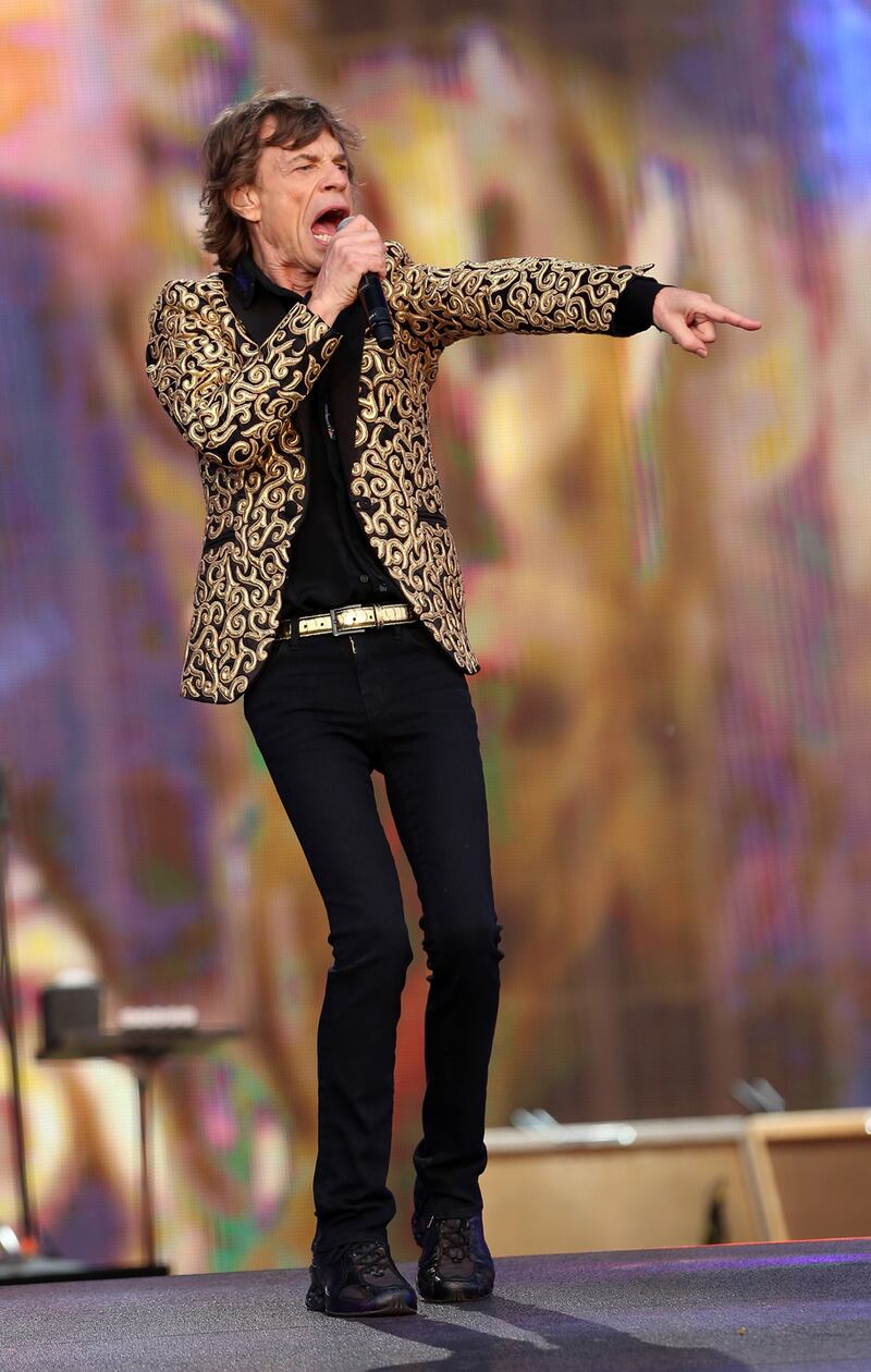 galleries/2012/11/18/50-years-of-the-rolling-stones-mick-jagger-fashion-photos/130725-mick-jagger-style-update-4_ybjwli