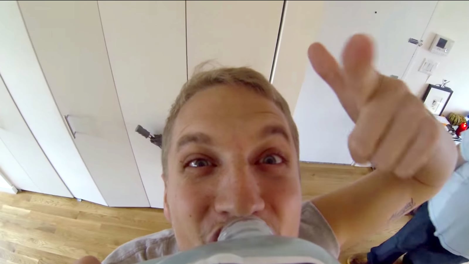 articles/2014/11/09/jimmy-kimmel-pranks-kids-again-taylor-swift-s-1989-aerobics-and-more-viral-videos/141108-TDB-week-video-tease_x3mxru