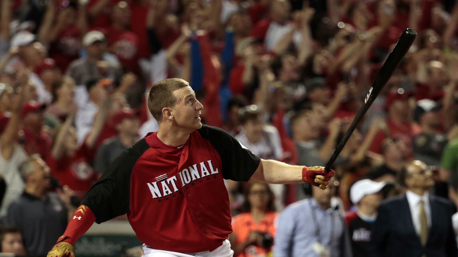 cheats/2015/07/14/cincinnati-s-frazier-wins-home-run-derby/150714-cincinnati-todd-frazier-home-run-derby-cheat_d7xfbv