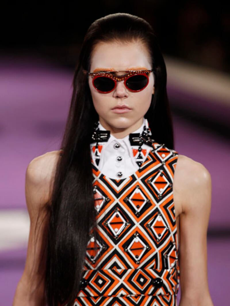 galleries/2012/02/24/sensual-collections-at-gucci-and-prada-kick-off-milan-fashion-week-photos/prada-fall-2012-5_blapat