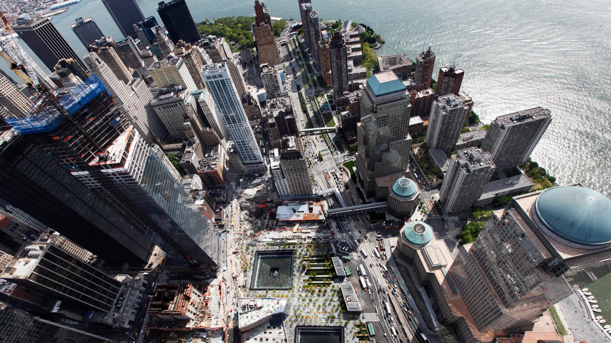 articles/2012/09/11/9-11-the-view-from-above/ground-zero-ross_thlora