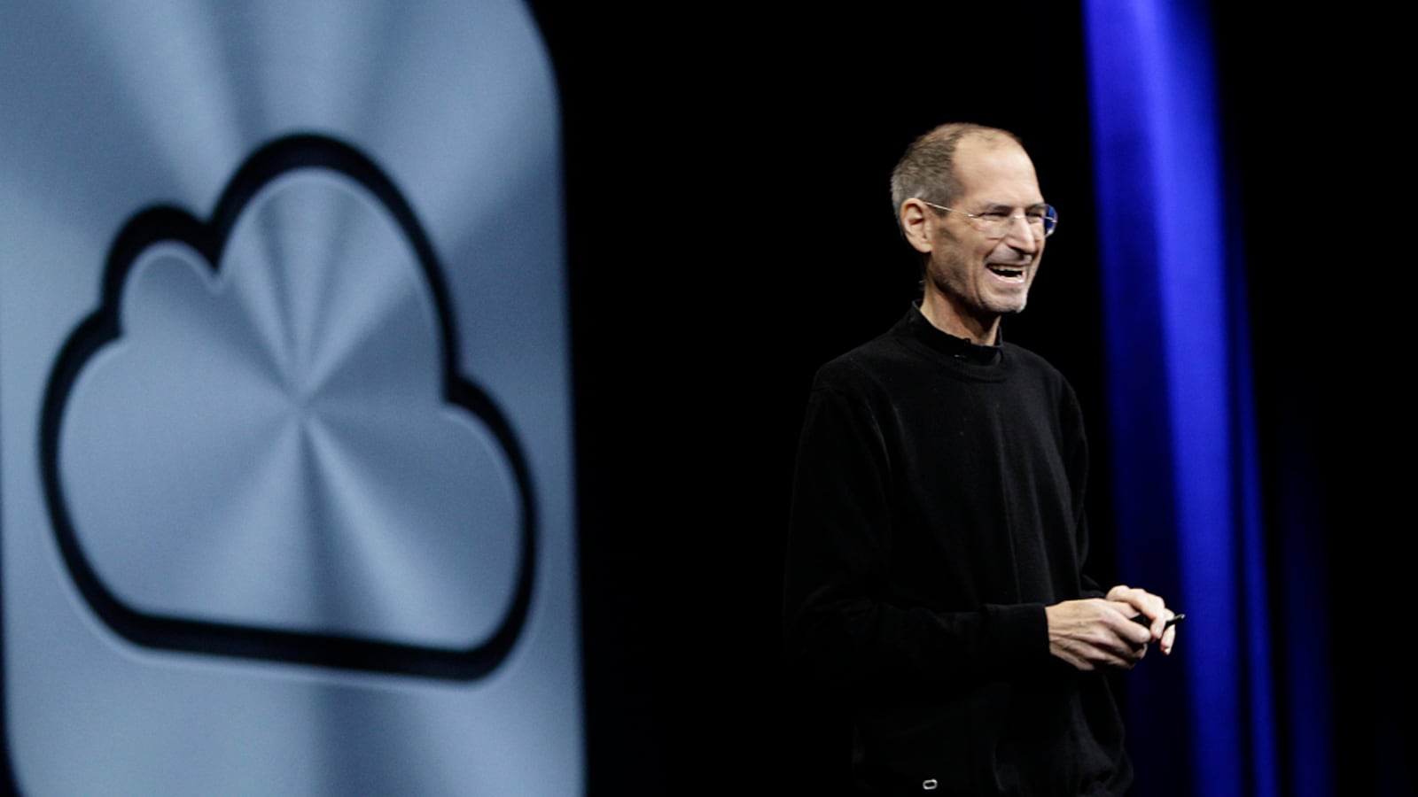 articles/2011/06/06/apple-wwdc-unveils-ios-icloud/apple-cloud-lyons_lixorc