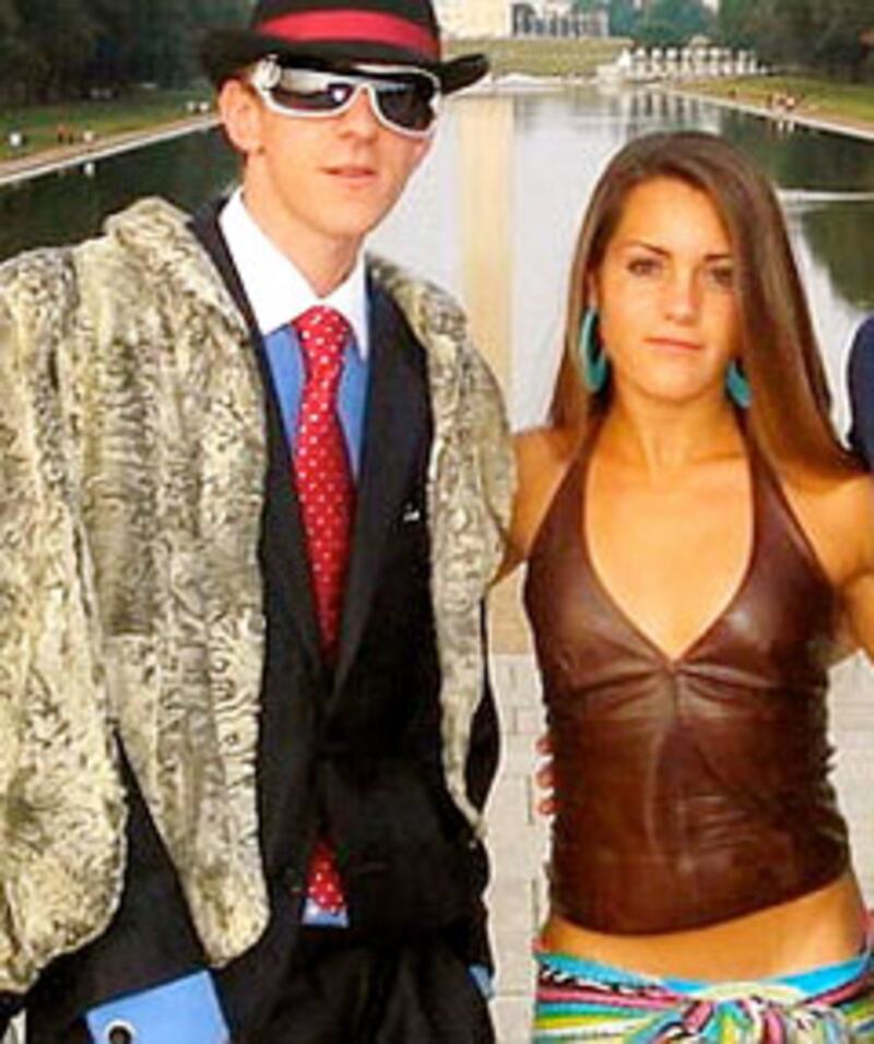 articles/2010/03/01/shoe-leather-heroes/shoe-leather-journalism---acorn_khdpdv