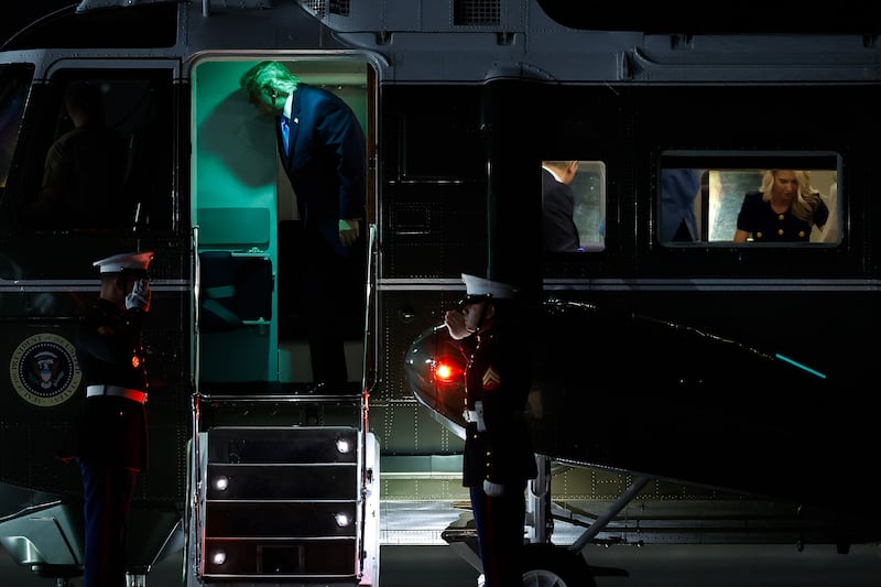 NEW YORK, NEW YORK - SEPTEMBER 22: U.S. President Donald Trump exits Marine One as executive assistant Natalie Harp is framed in a window at John F. Kennedy International Airport on September 22, 2026 in New York City. Trump addressed World leaders earlier in the day as they gathered in New York for the annual session of the United Nations General Assembly, with this year's global issues ranging from the threat of artificial intelligence to the continued wars in Ukraine and Gaza. (Photo by Chip Somodevilla/Getty Images)