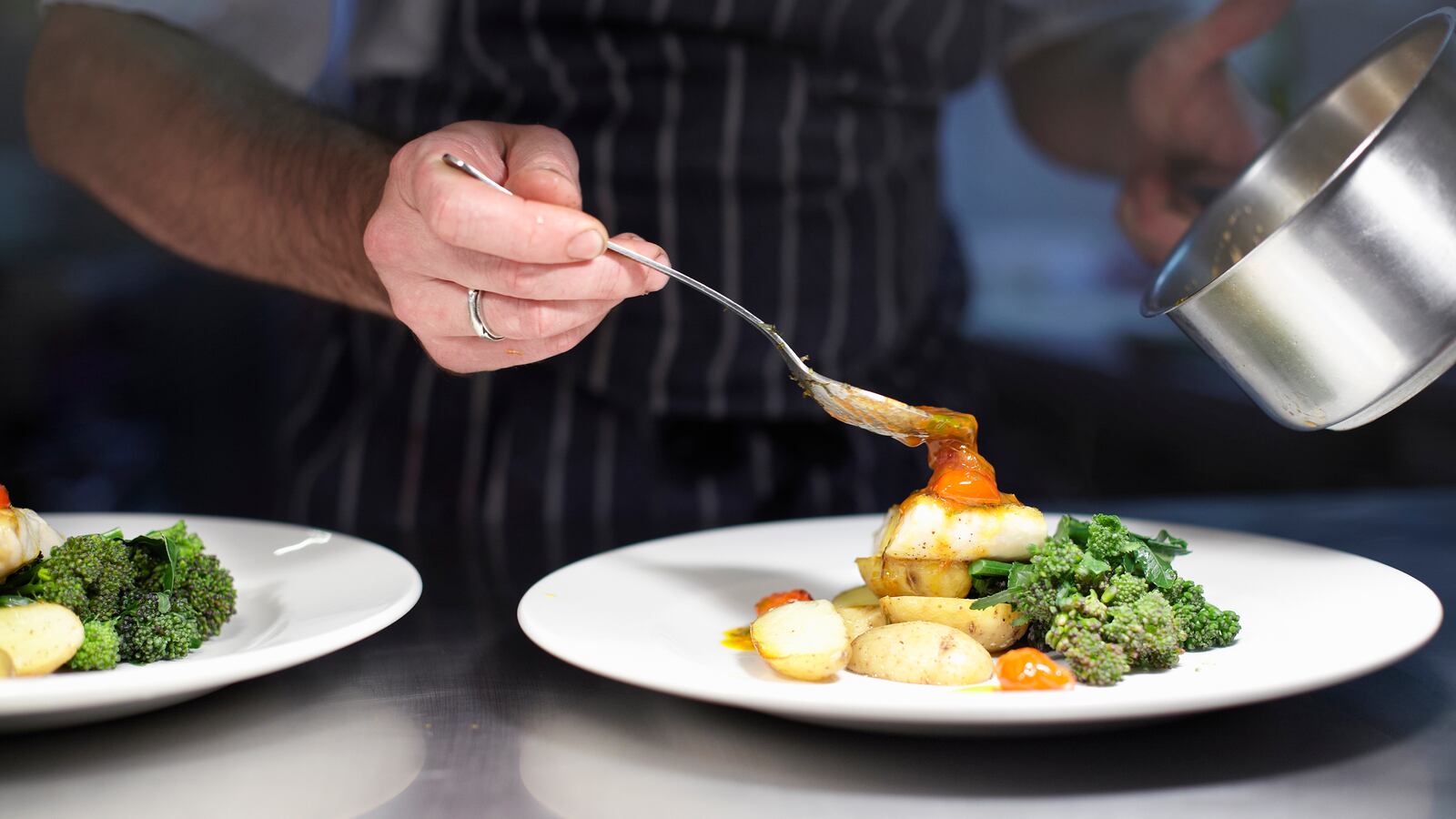 190408-HF_exerpt-tease_w2wjff