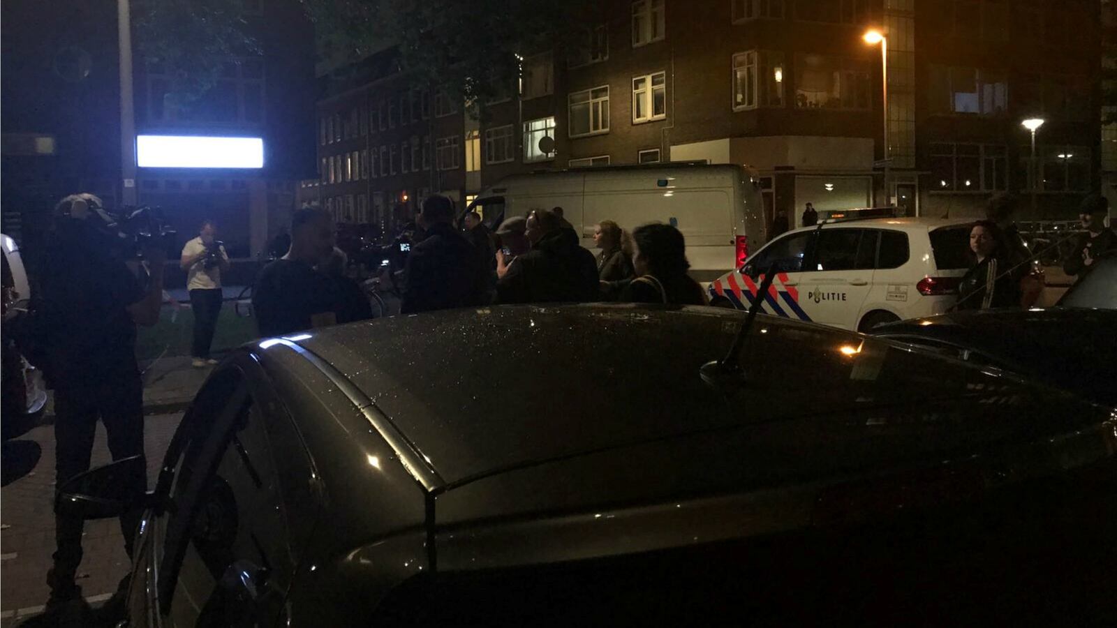 170823-netherlands-terrorrism-scare-spanish-cheat_sjh6ef