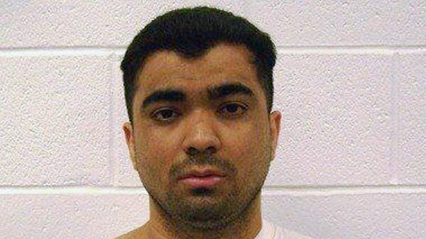 cheats/2011/12/09/juror-s-tweets-lead-to-new-trial/tweeting-juror-trial-erickson-dimas-martinez-cheat_fyy6es