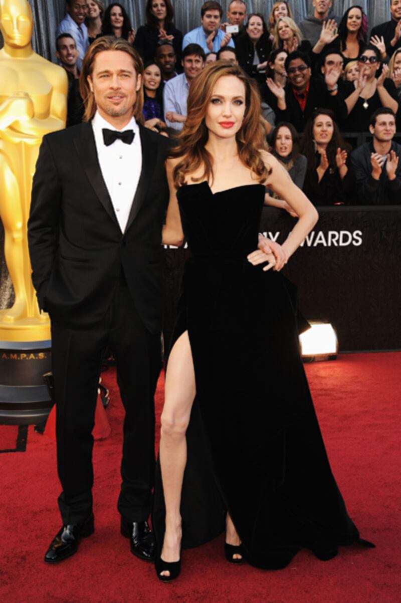 galleries/2012/02/26/viola-davis-michelle-milliams-george-clooney-best-dressed-of-the-oscars-red-carpet-photos/academy-awards-angelina-jolie_txvp15