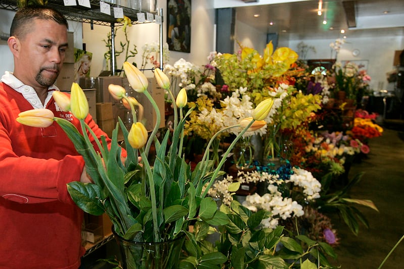 galleries/2011/06/28/same-sex-wedding-industry/gay-marriage-florist_nhrouy