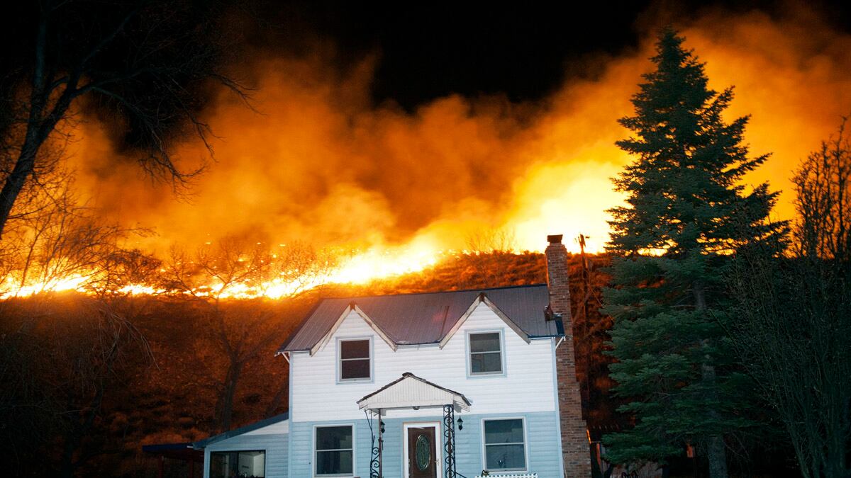 cheats/2012/01/20/man-admits-to-causing-reno-fire/nevada-fire-update-cheat_pnlen9