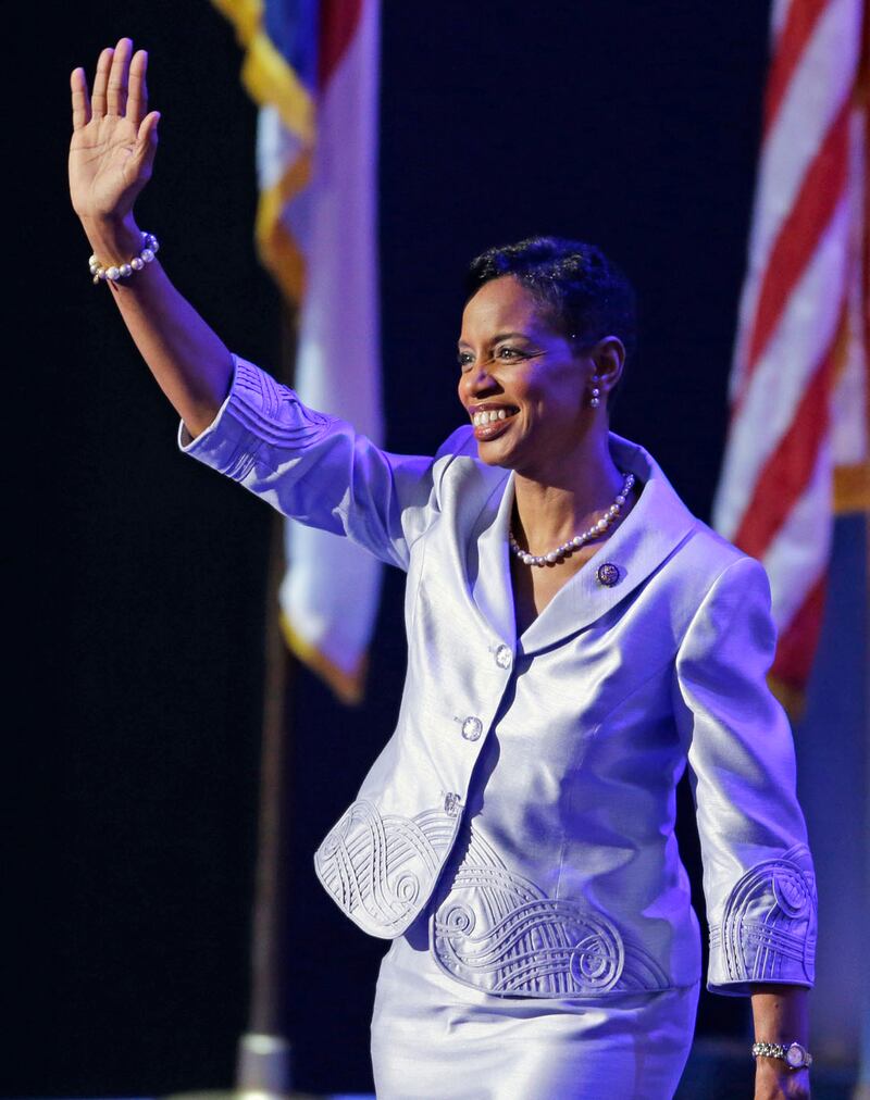 galleries/2012/10/18/america-s-greenest-politicians-from-barbara-boxer-to-john-kerry/donna-edwards-greenest-politicians_ikuf2r