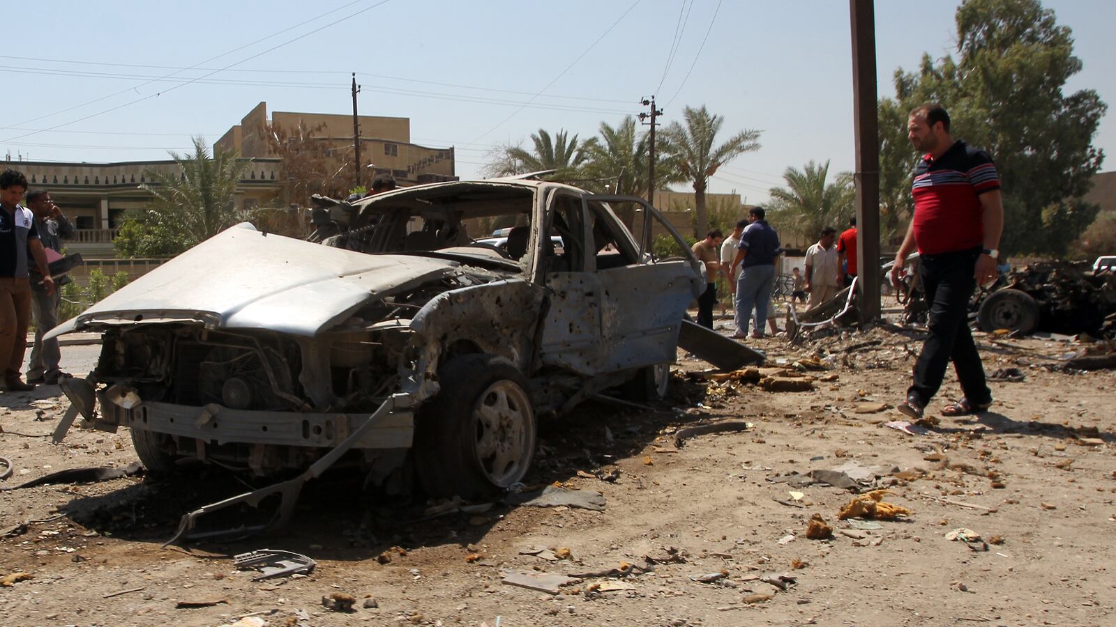 cheats/2013/08/15/31-dead-in-iraq-bombings/130815-iraq-bombing-cheat_nrbkmx