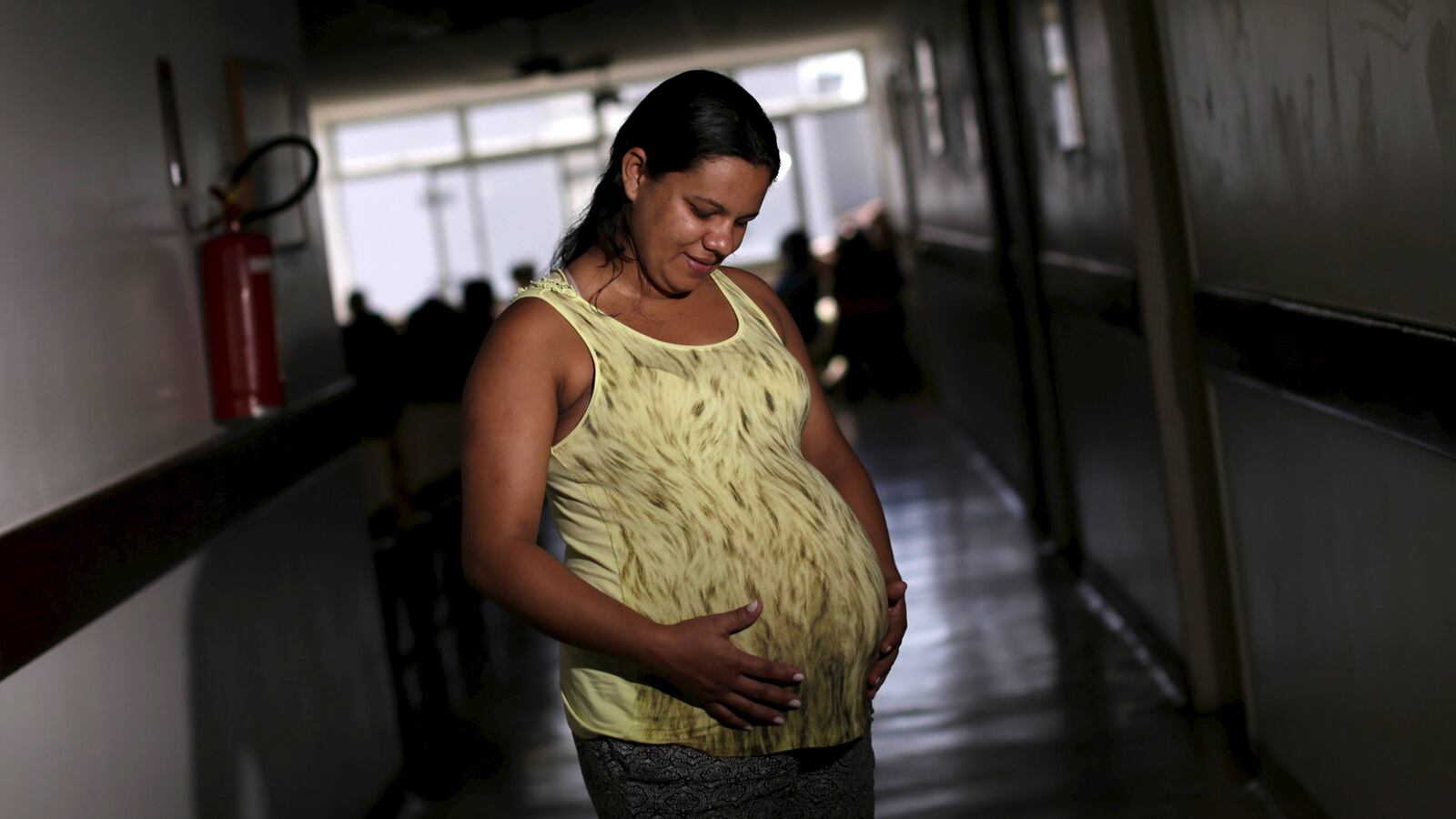 articles/2016/02/02/zika-virus-is-confusing-the-hell-out-of-everyone/160201-sepkowik-colombian-pregnant-tease_bnkuxn
